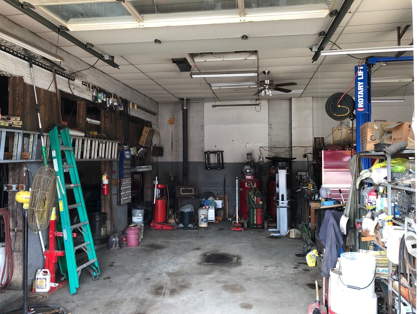 901 14th St, Bedford, IN 47421